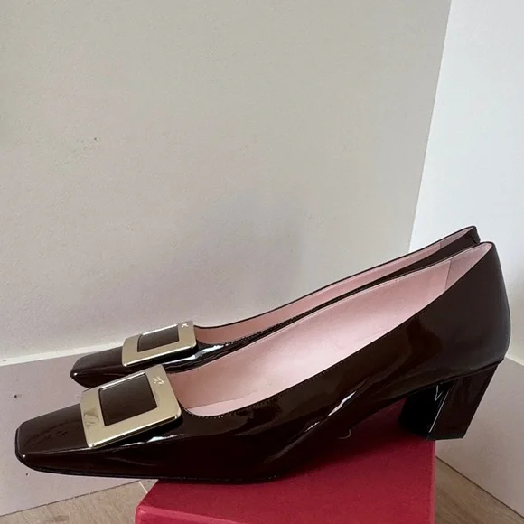 Roger Vivier Brown Pumps with Signature Buckle Sz 40 - Picture 7 of 9